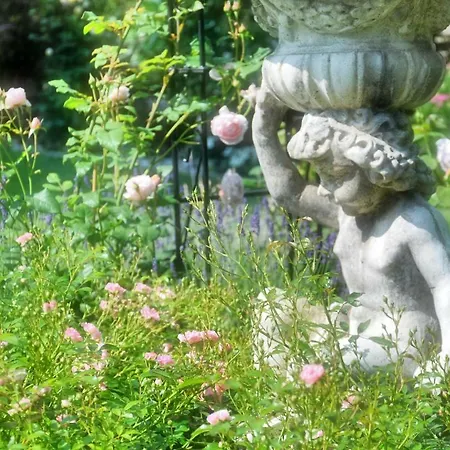 Im Rosengarten Daire